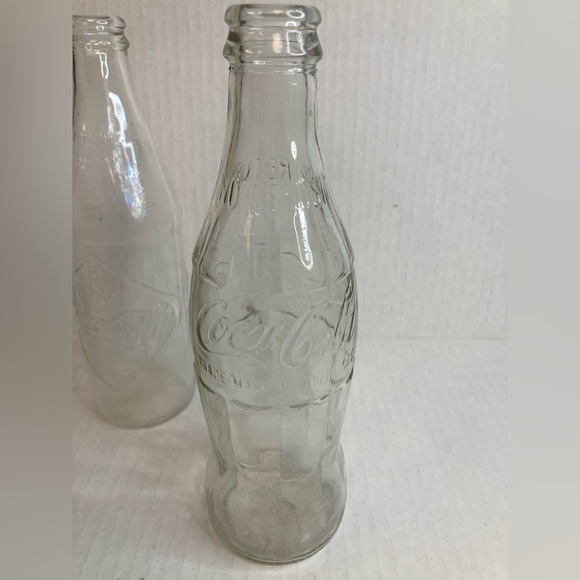 Vintage Glass Coca-Cola bottles with a beer bottle - Picture 7 of 12